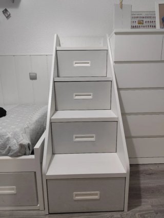 Estantería Escalera con puertas
