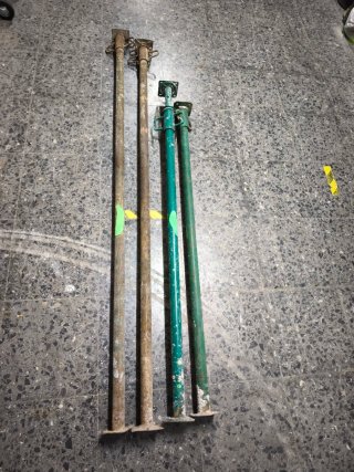 4 Puntales de obra