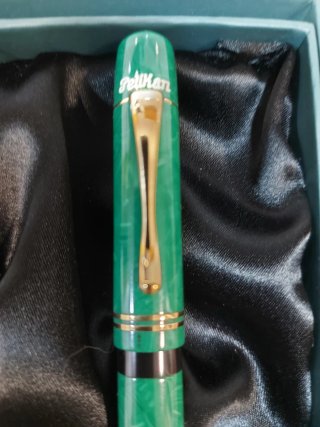 Pluma Pelikan Jade 1935 Edición Limitada