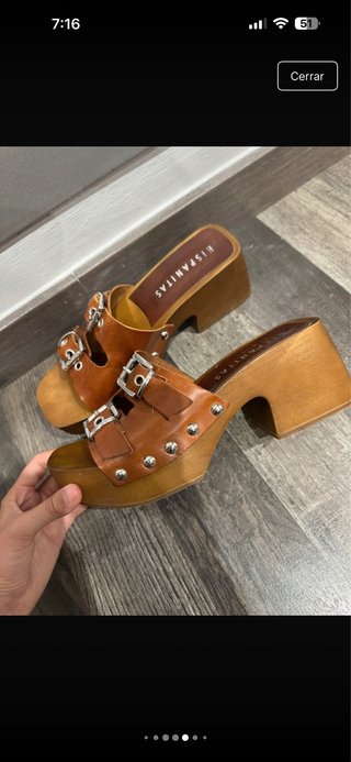 Zuecos Hispanitas de madera