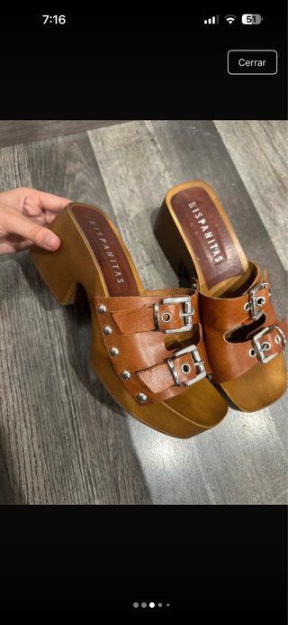 Zuecos Hispanitas de madera