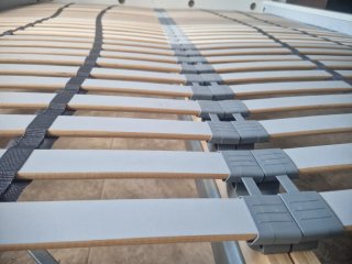 Estructura de Cama Blanca con Somier