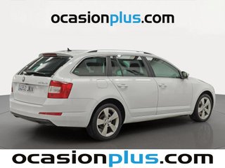 Skoda Octavia Combi 2.0 TDI CR Style DSG 110 kW (150 CV)