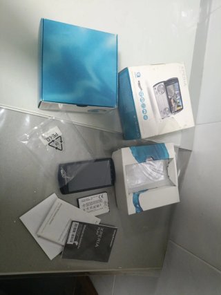 Sony Xperia Play - Telefono Mobile