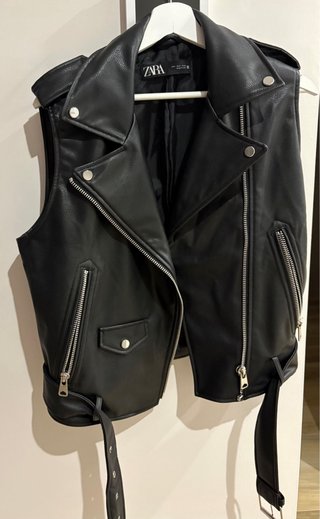 Chaleco de cuero Zara