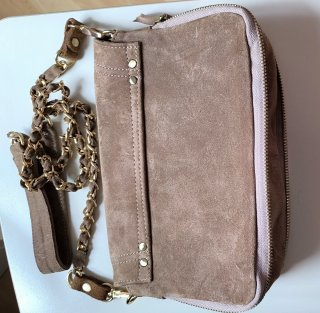 Bolso de puro Cuero