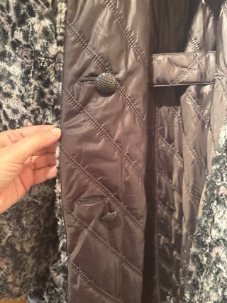 Abrigo guateado marrón reversible en piel leopardo