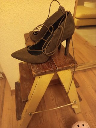 Zapatos de Tacón Verde Caqui