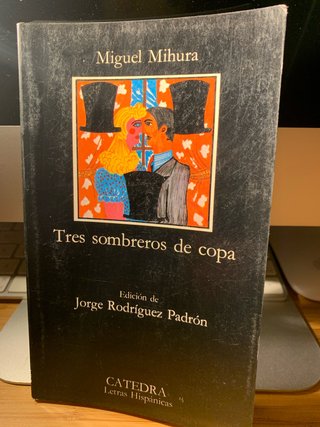 Tres sombreros de copa