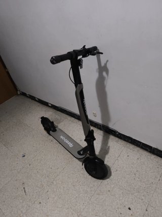 Patinete Eléctrico Reebok 8,5