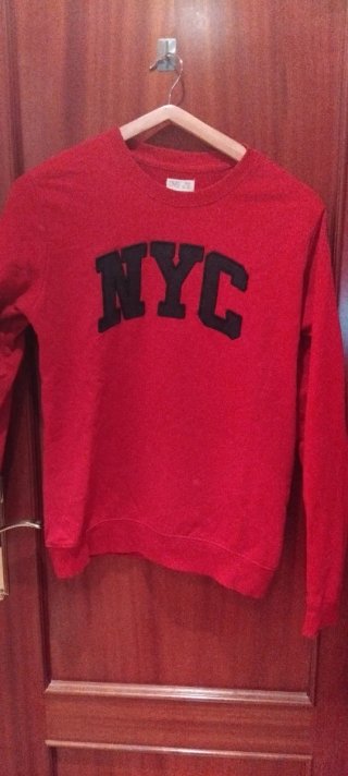 Sudadera Roja NYC Talla XS