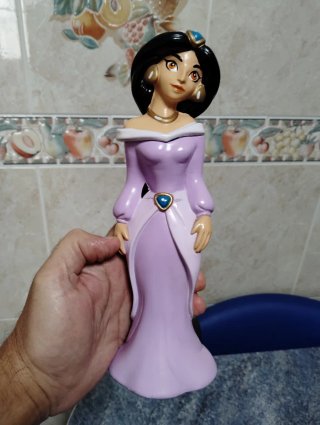 Figura de Yasmín Vintage Vacia