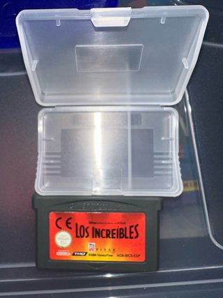 Juego GBA Los Increíbles