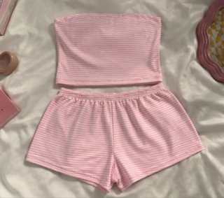 Conjunto coquette rosa rayas