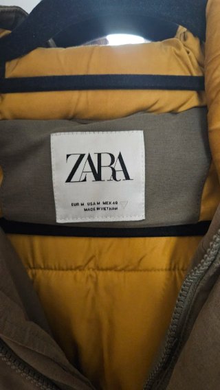 Chaqueta Zara verde militar