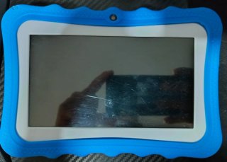 Tablet per bambini con custodia protettiva