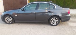 BMW Serie 3 2006 (ESCUCHO CAMBIOS)