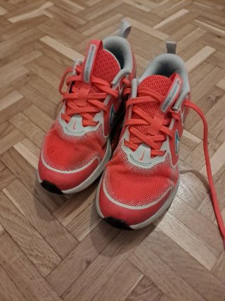 Zapatillas Nike Cosmic Runner niño T36