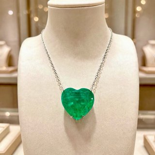Collar statement corazón nano esmeralda 20 mm