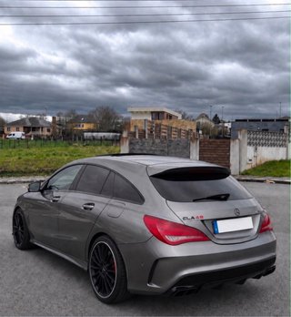 Mercedes-Benz Clase CLA 2015
