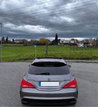 Mercedes-Benz Clase CLA 2015