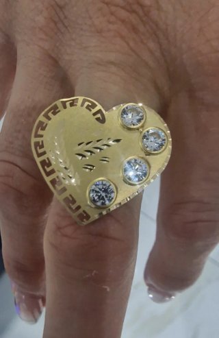 Anillo de Oro 18kt con Corazón y Circonitas