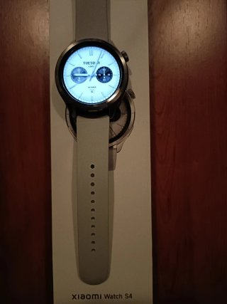 Xiaomi Watch S4