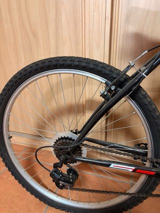 Bicicleta de Montaña y Casco