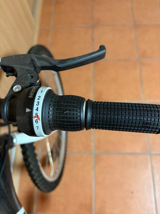 Bicicleta de Montaña y Casco