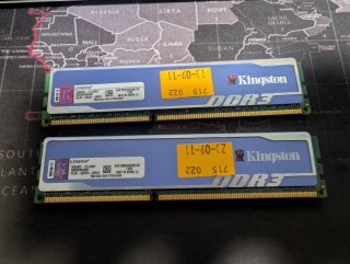 2 Módulos Memoria RAM Kingston DDR3 2GB