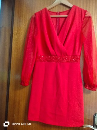 Vestido rojo manga larga lentejuelas