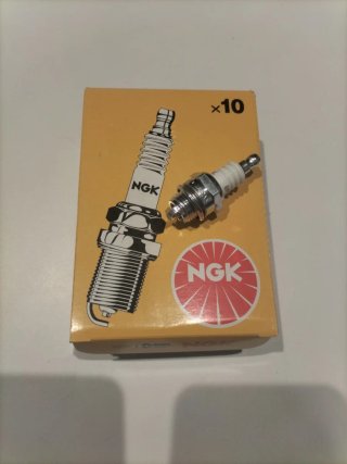 Pack 10 Bujías NGK BPM6A