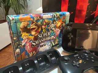 Nintendo Wii U 32GB con mandos y accesorios