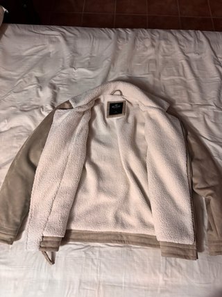 Chaqueta Hollister Beige Talla M