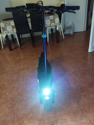 Patinete eléctrico solo vendo prácticame nuevo
