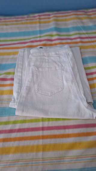 Pantalón vaquero blanco