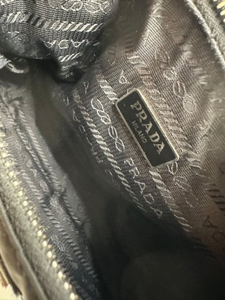 Bolso Prada Re-Edition 2005