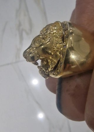 SELLO / ANILLO LEÓN  31,79GR ORO 18KT