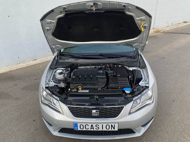 SEAT Leon 2017 modelo connect full impecable