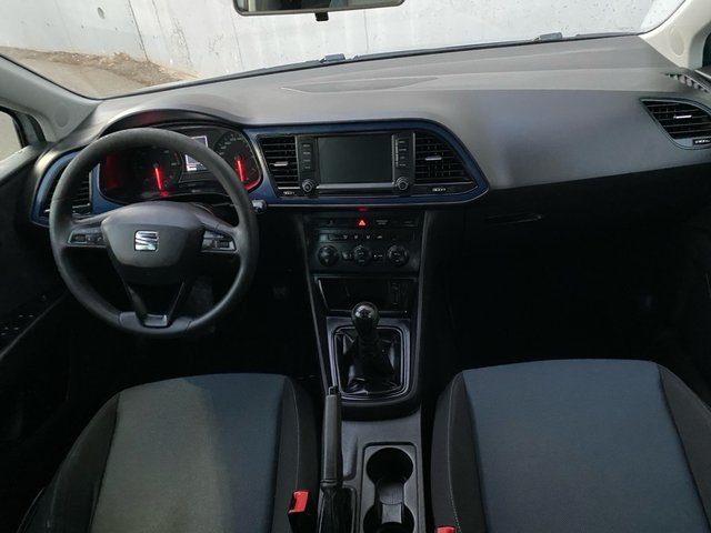 SEAT Leon 2017 modelo connect full impecable