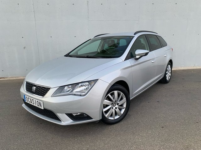 SEAT Leon 2017 modelo connect full impecable