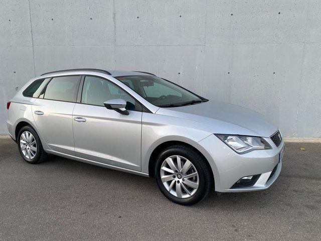 SEAT Leon 2017 modelo connect full impecable