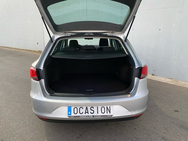 SEAT Leon 2017 modelo connect full impecable