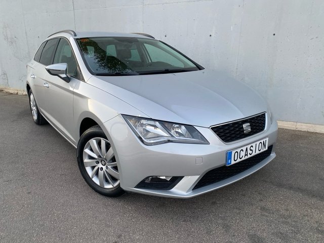 SEAT Leon 2017 modelo connect full impecable
