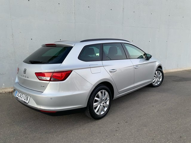 SEAT Leon 2017 modelo connect full impecable