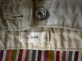 Pantalón corto Mango teen beige talla M NUEVO
