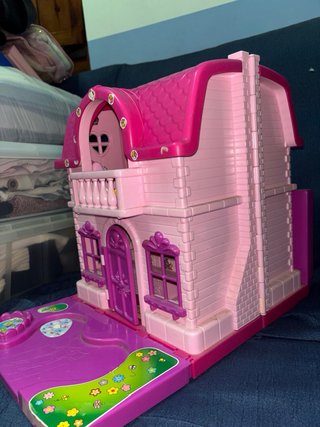 Casita de Muñecas Hello Kitty Plegable