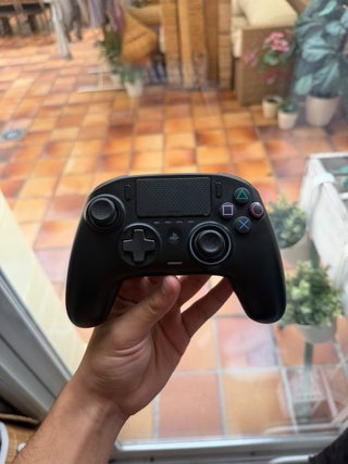 Mando Nacon Revolution Pro Controller 3 PS4 y Pc