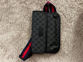 Riñonera Gucci Negra