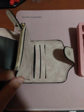 Monedero Hello Kitty con letra A